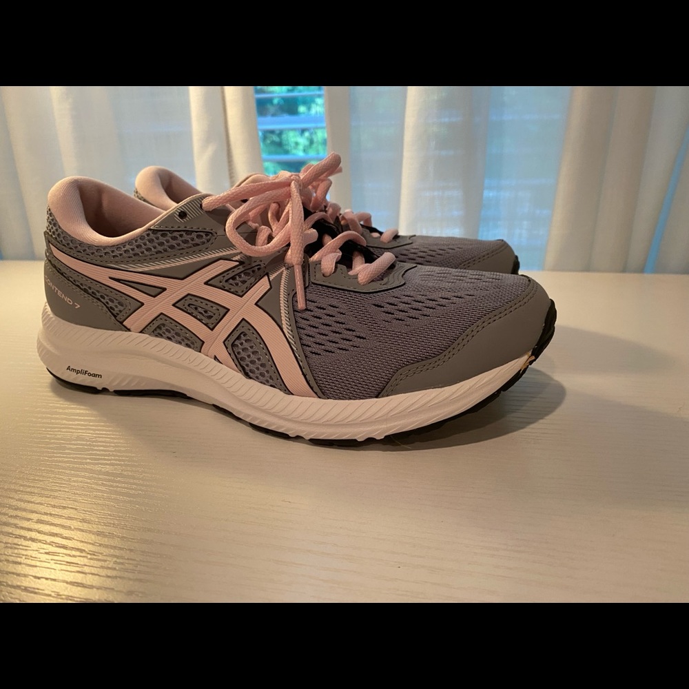 Brand new athletic shoes